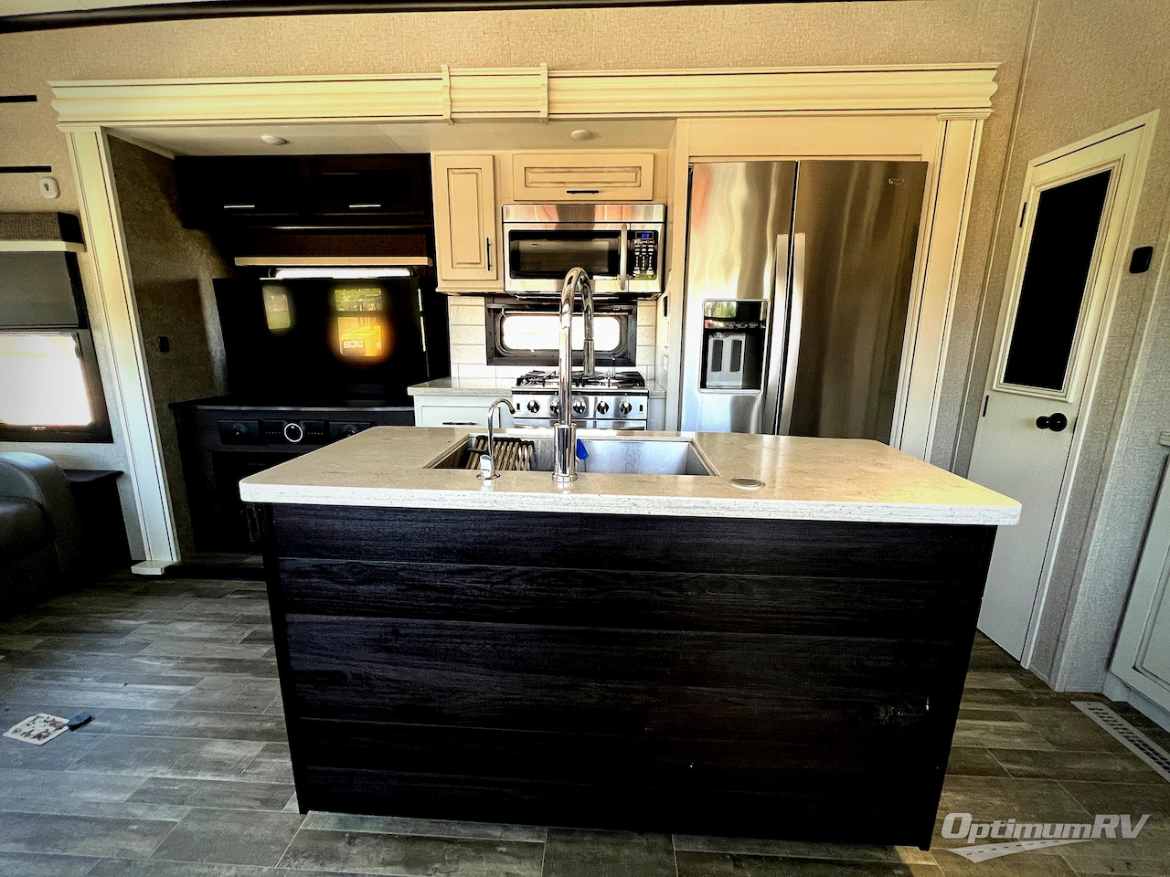 2021 Jayco North Point 310RLTS Photo 10