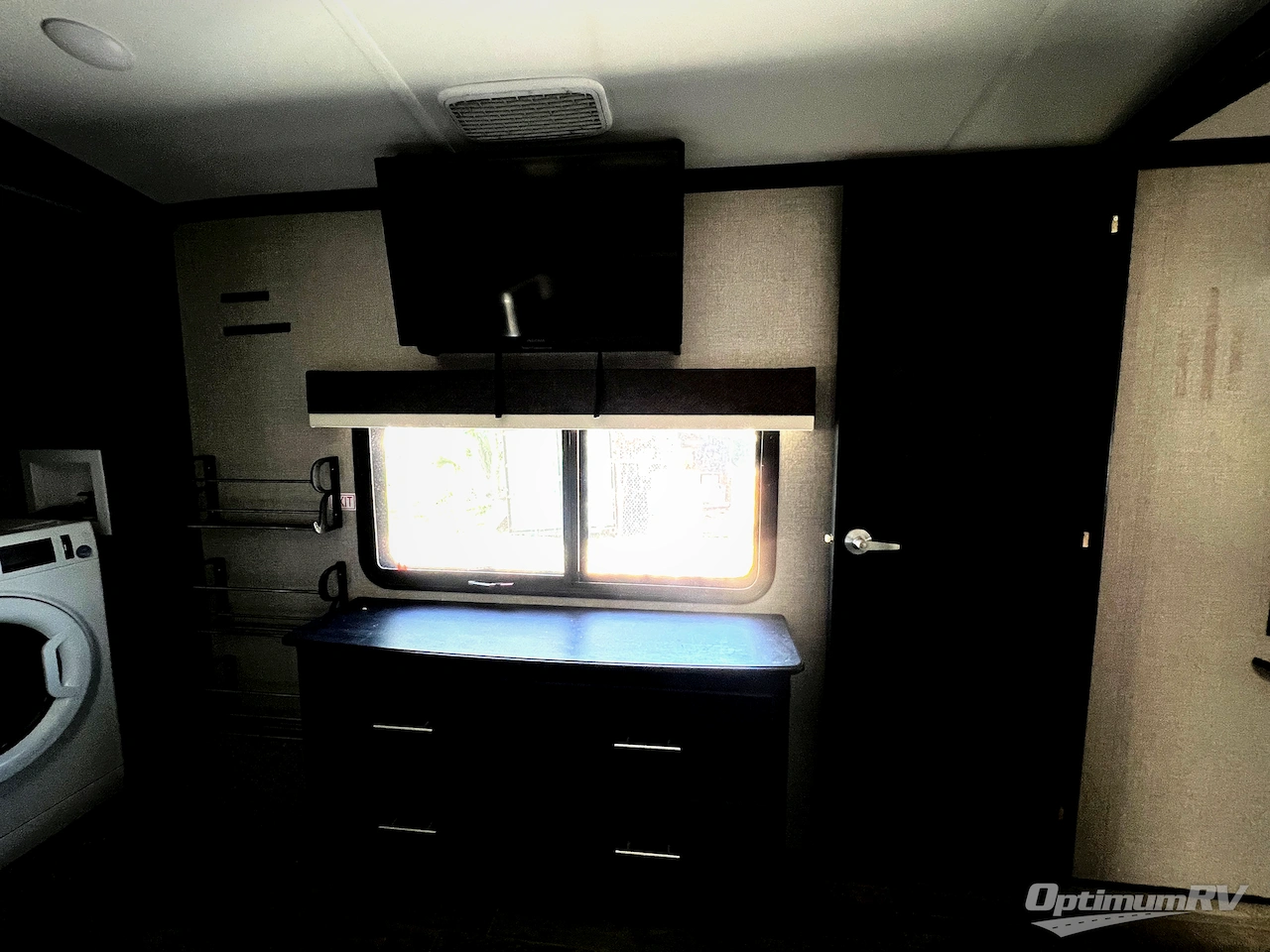 2021 Jayco North Point 310RLTS Photo 17