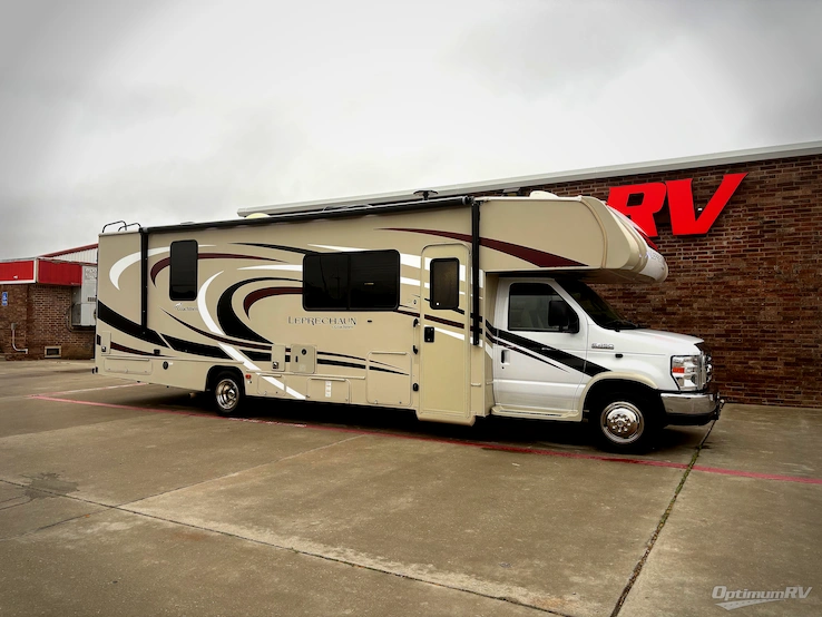 2019 Coachmen Leprechaun 311FS Ford 450 RV Photo 1