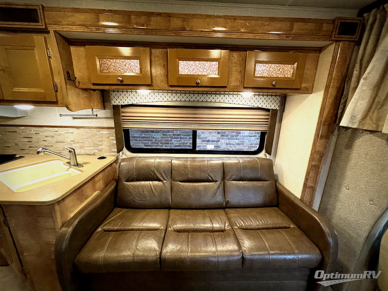 2019 Coachmen Leprechaun 311FS Ford 450 Photo 23