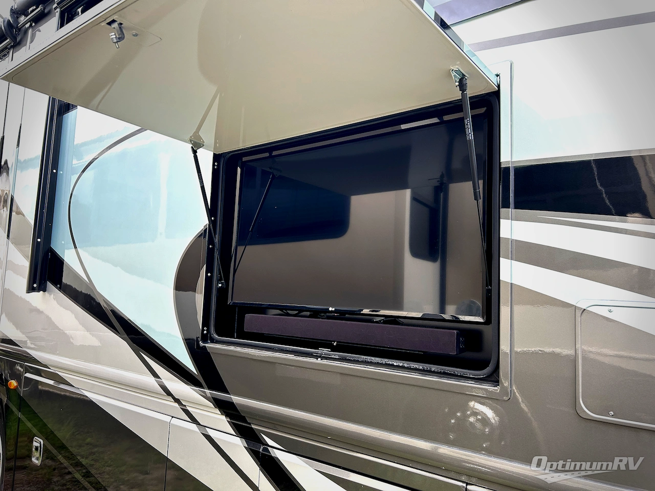 2020 Holiday Rambler Navigator 38F Photo 25