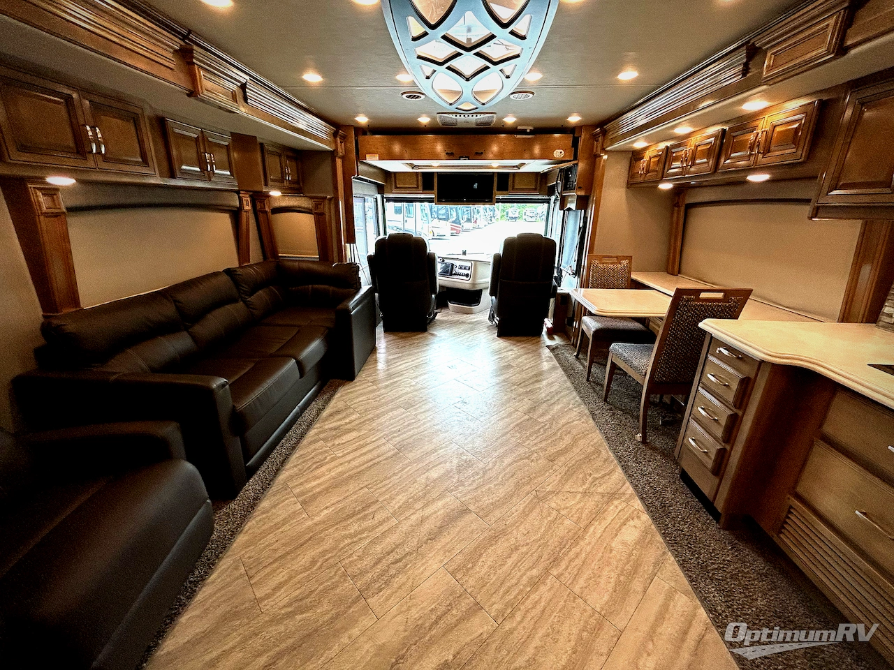 2020 Holiday Rambler Navigator 38F Photo 5