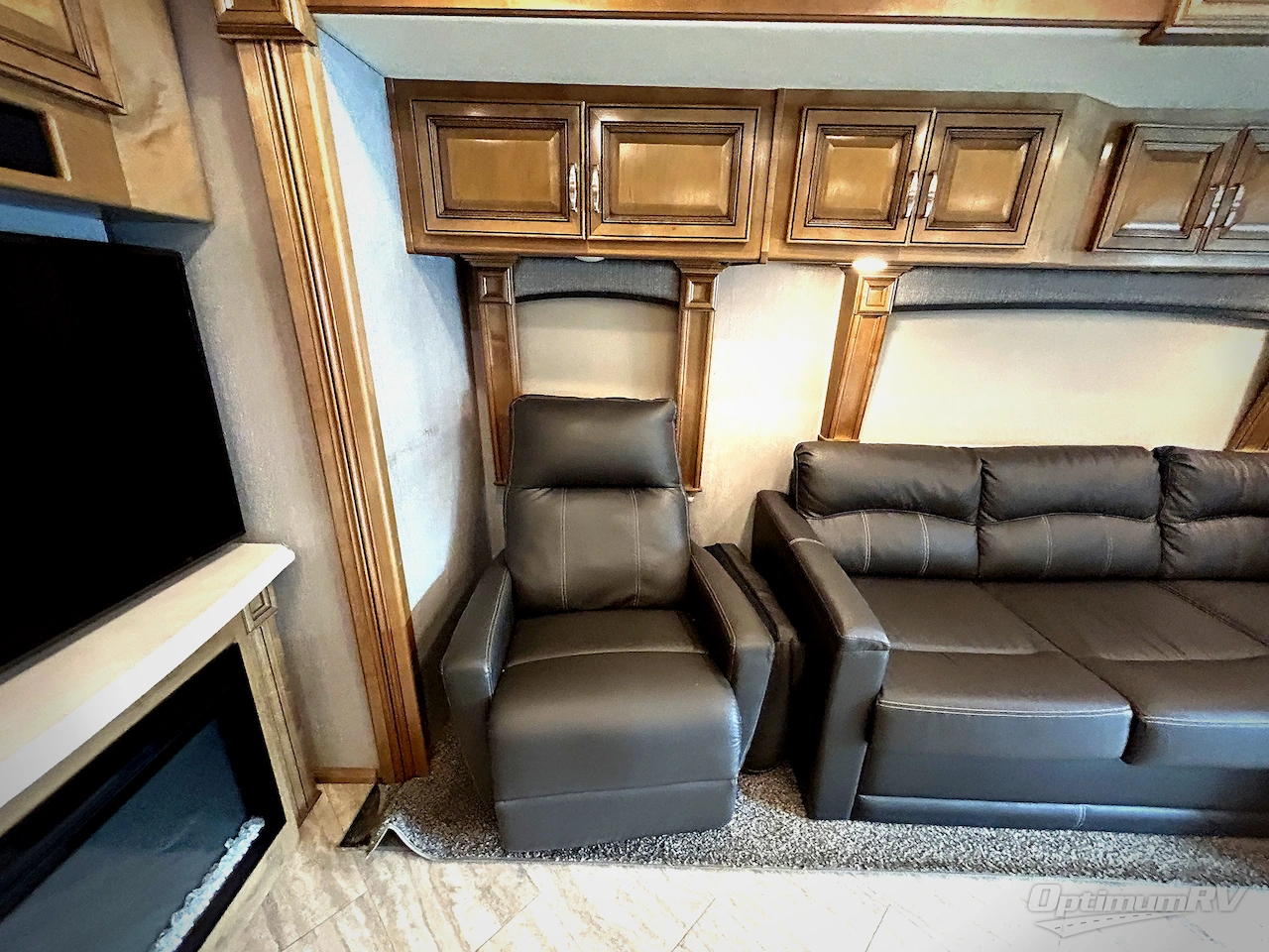 2020 Holiday Rambler Navigator 38F Photo 14