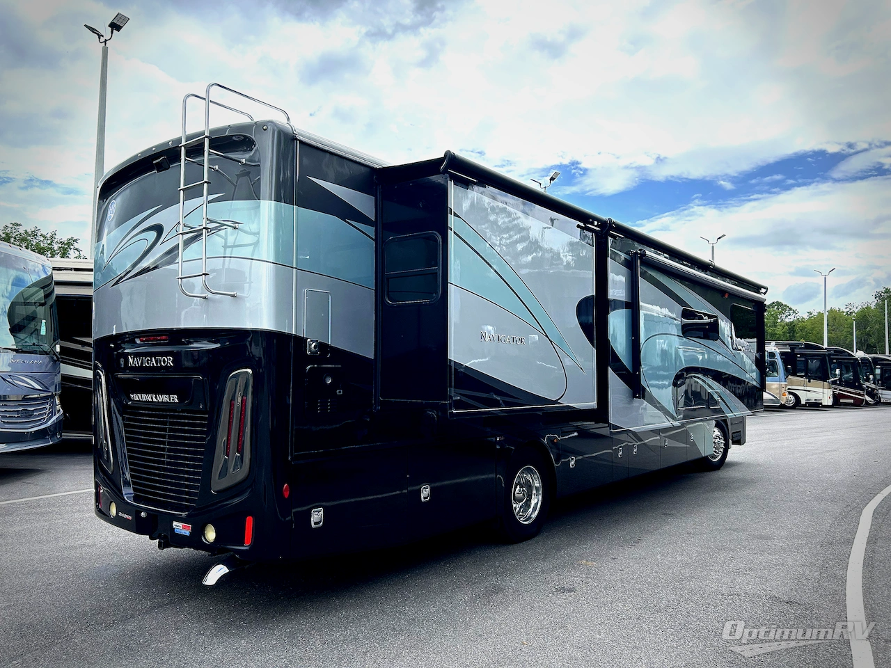 2020 Holiday Rambler Navigator 38F Photo 2