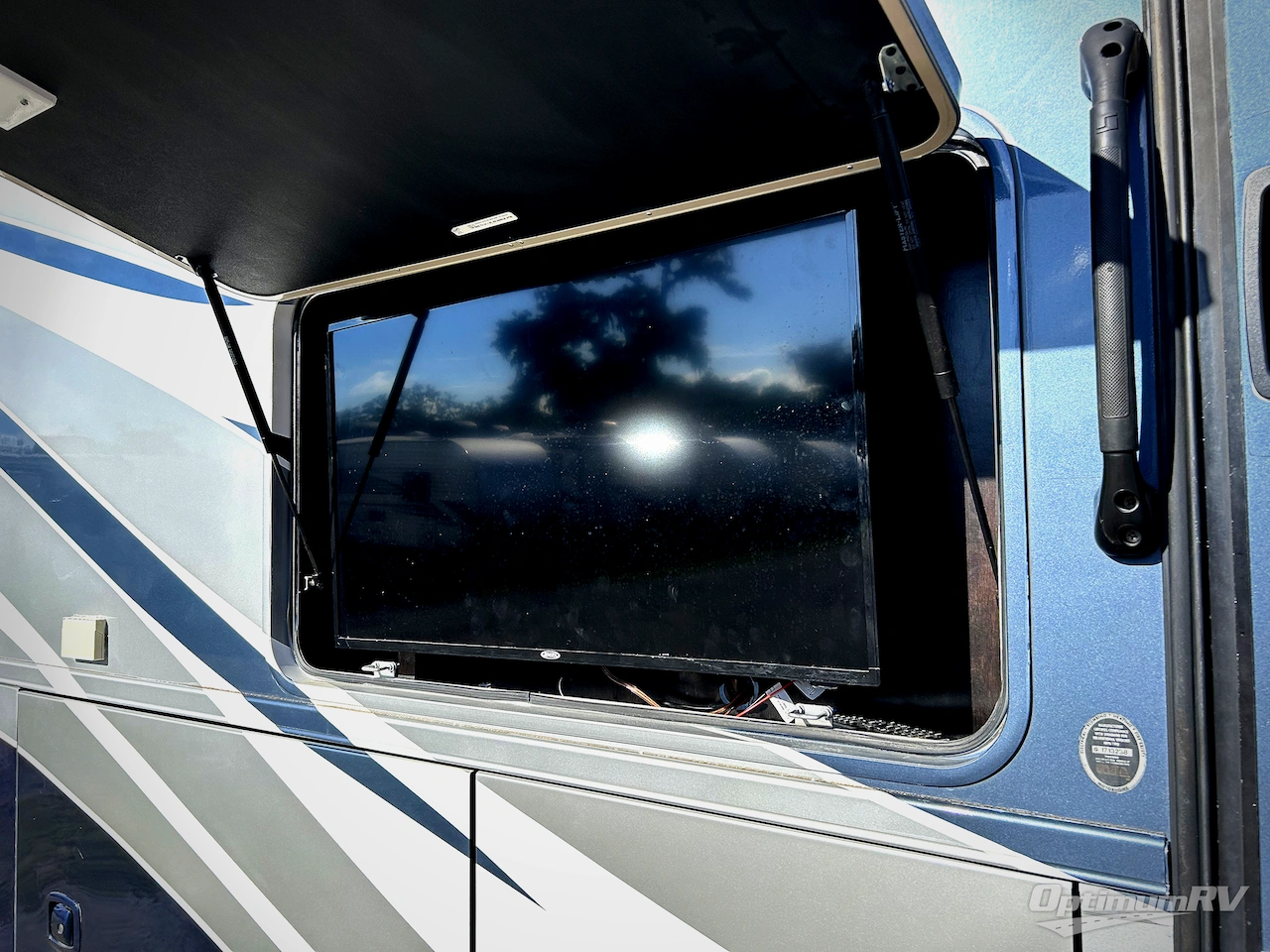 2019 Coachmen Sportscoach SRS RD 339DS Photo 22