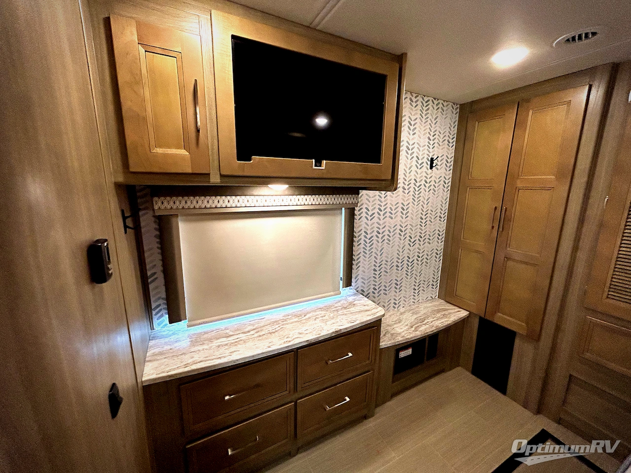 2019 Coachmen Sportscoach SRS RD 339DS Photo 19