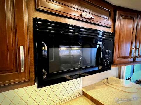 2014 Grand Design Solitude 368RD RV Photo 3