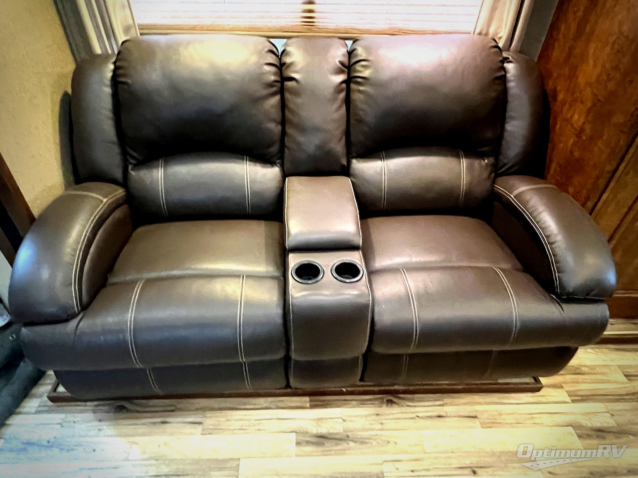 2014 Grand Design Solitude 368RD Photo 5