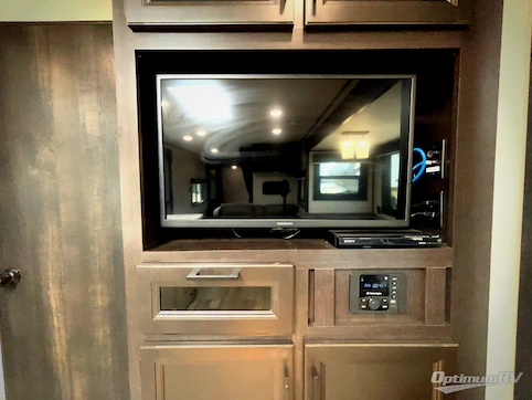 2022 Jayco Jay Flight SLX 8 240RBS RV Photo 3