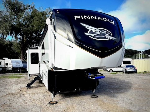Used 2025 Jayco Pinnacle 38FBRK Featured Photo