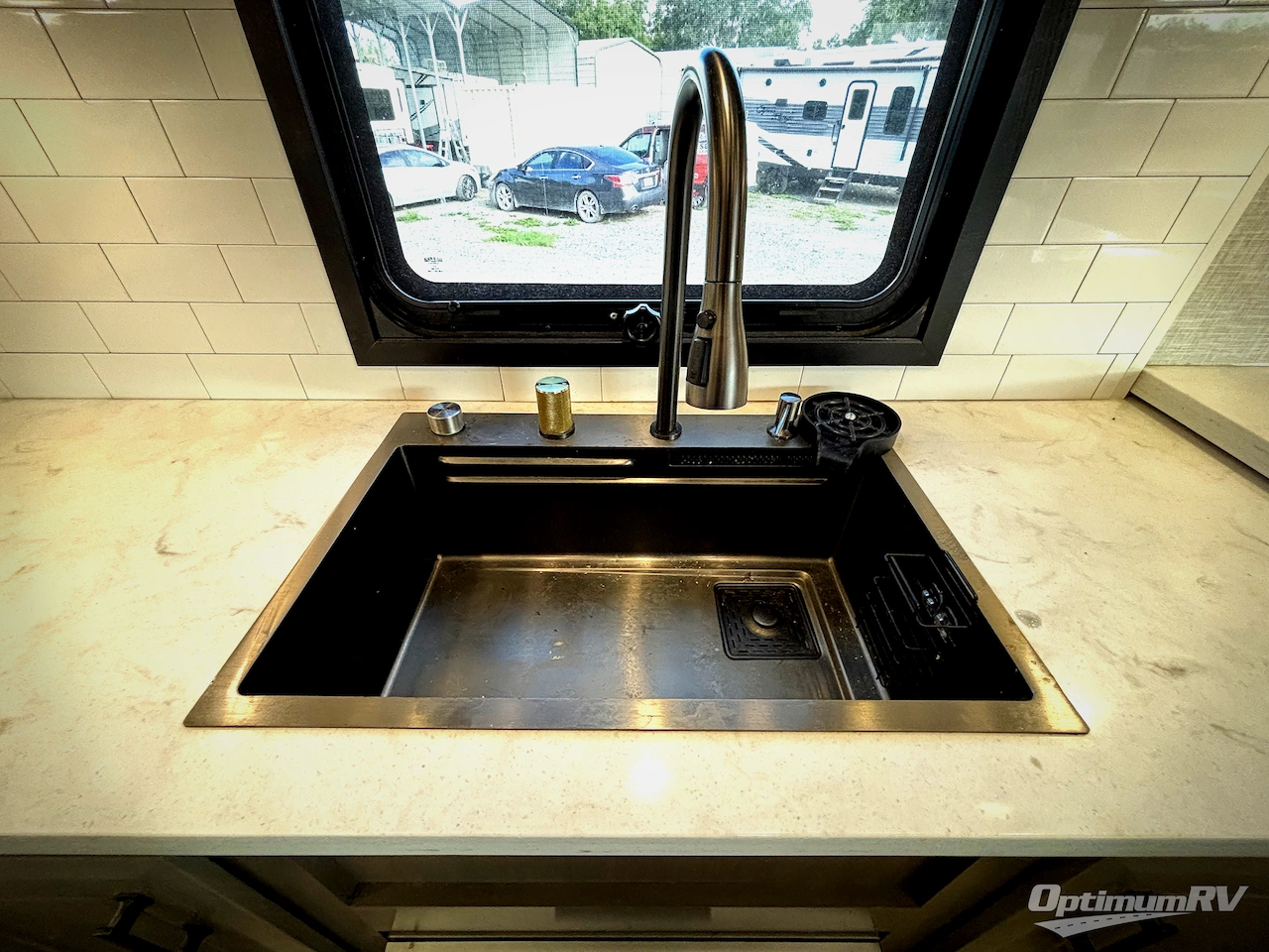2025 Jayco Pinnacle 38FBRK Photo 16