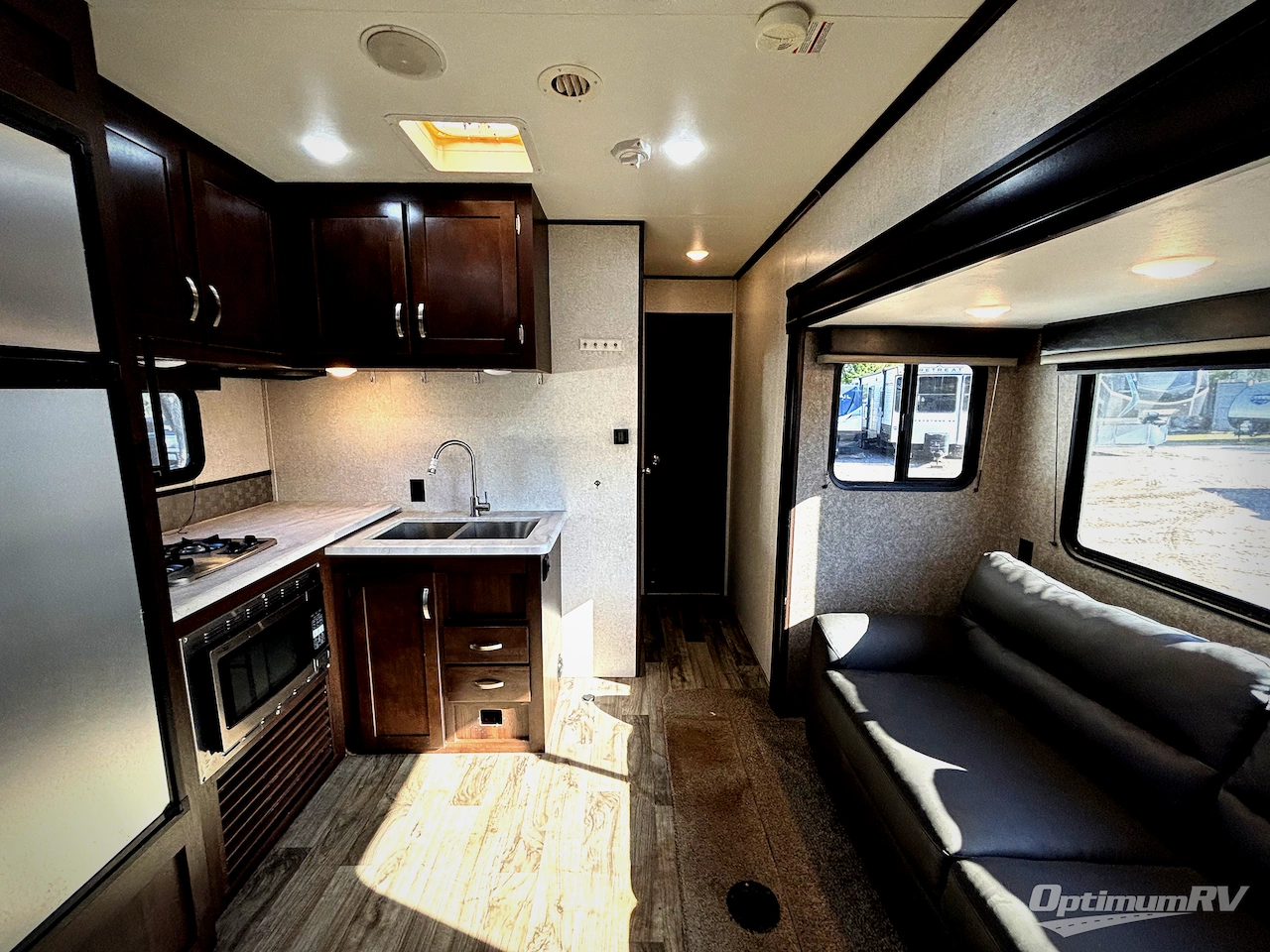 2020 Jayco Octane Super Lite 293 Photo 5