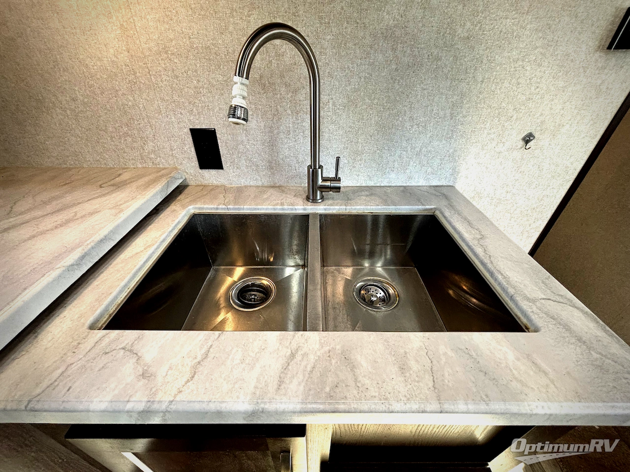 2020 Jayco Octane Super Lite 293 Photo 13