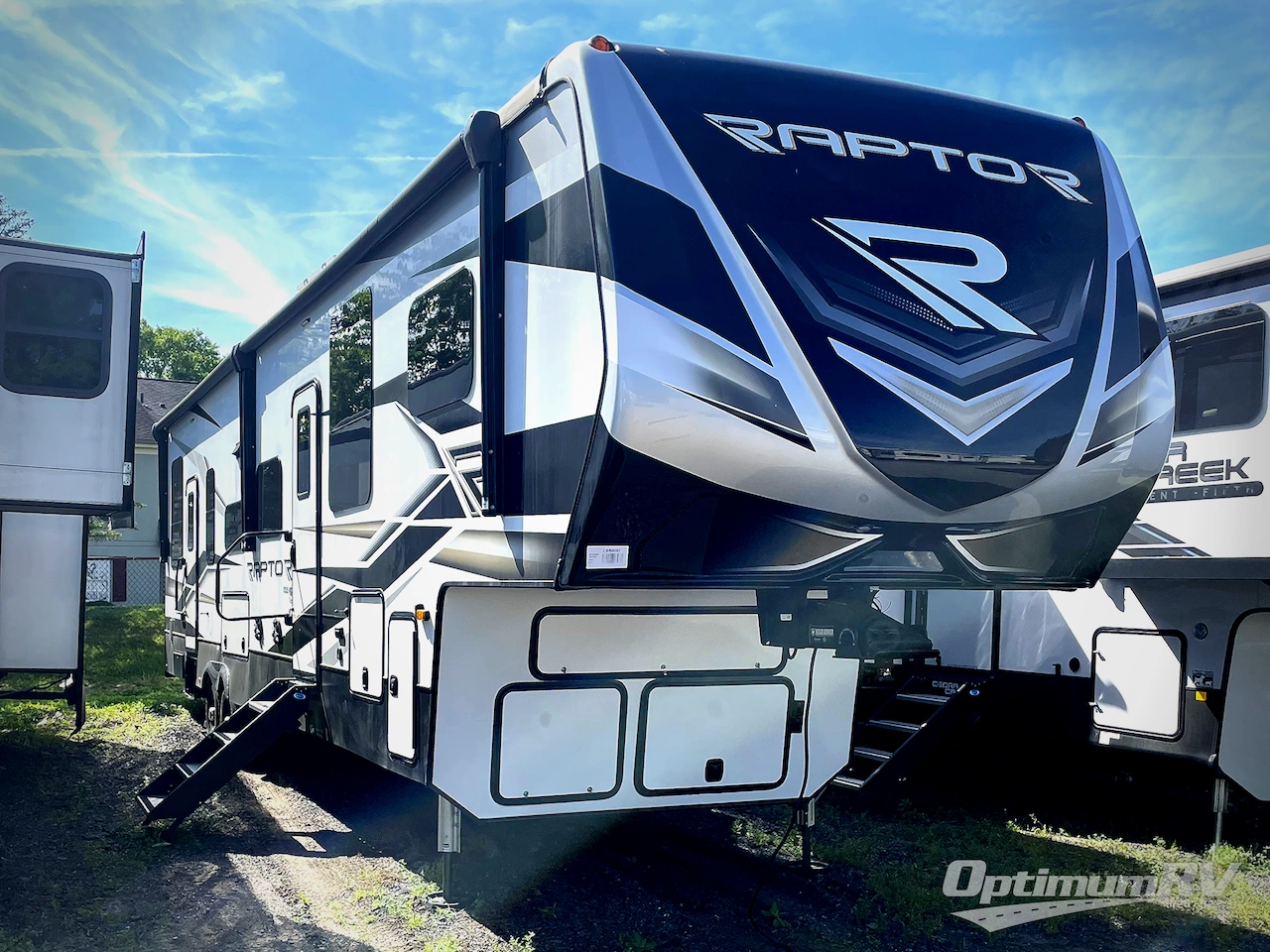 2023 Keystone Raptor 362 Photo 1