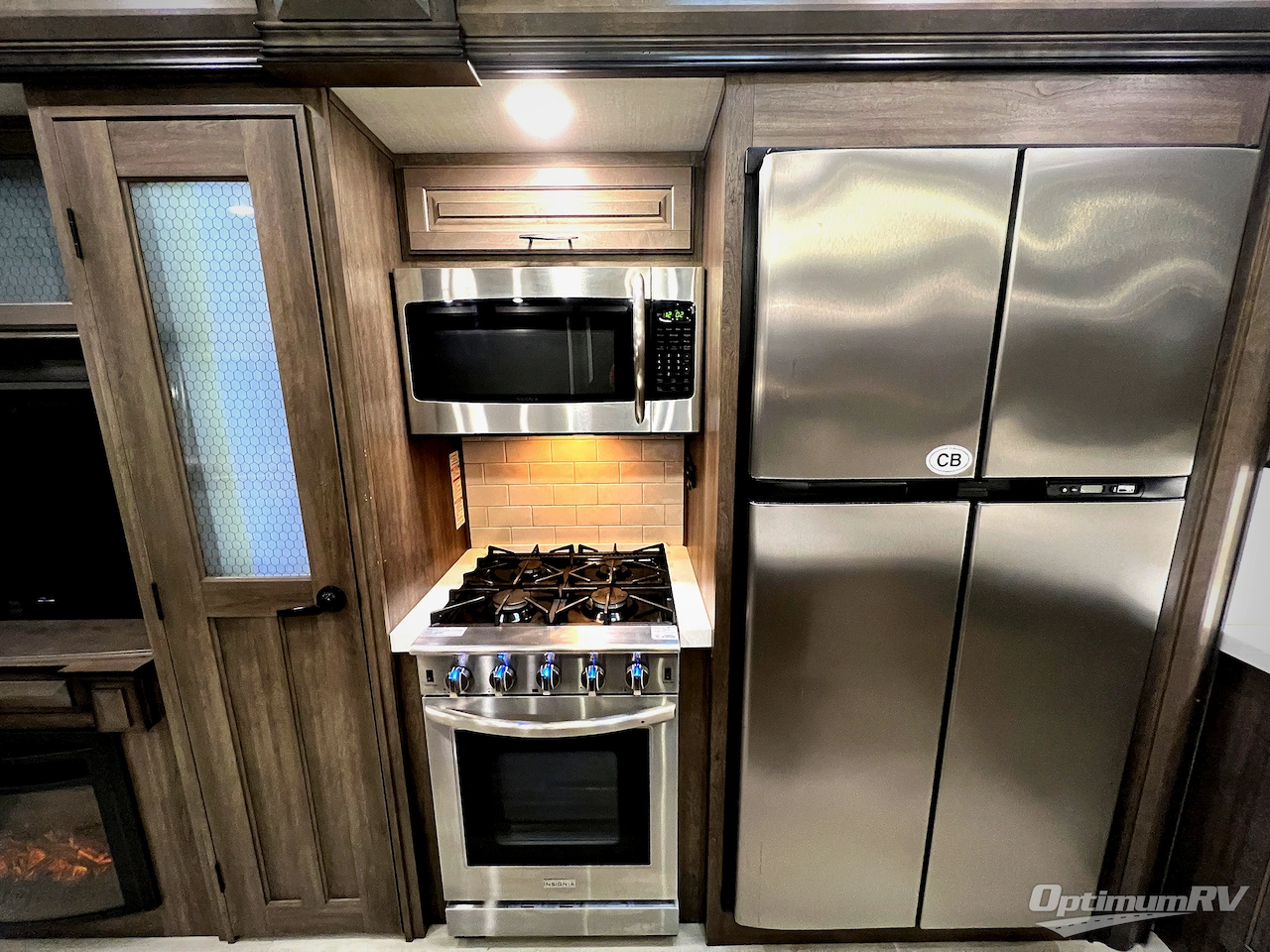 2022 Grand Design Solitude 378MBS Photo 21