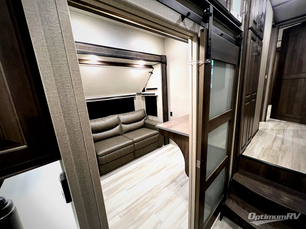 2022 Grand Design Solitude 378MBS Photo 31