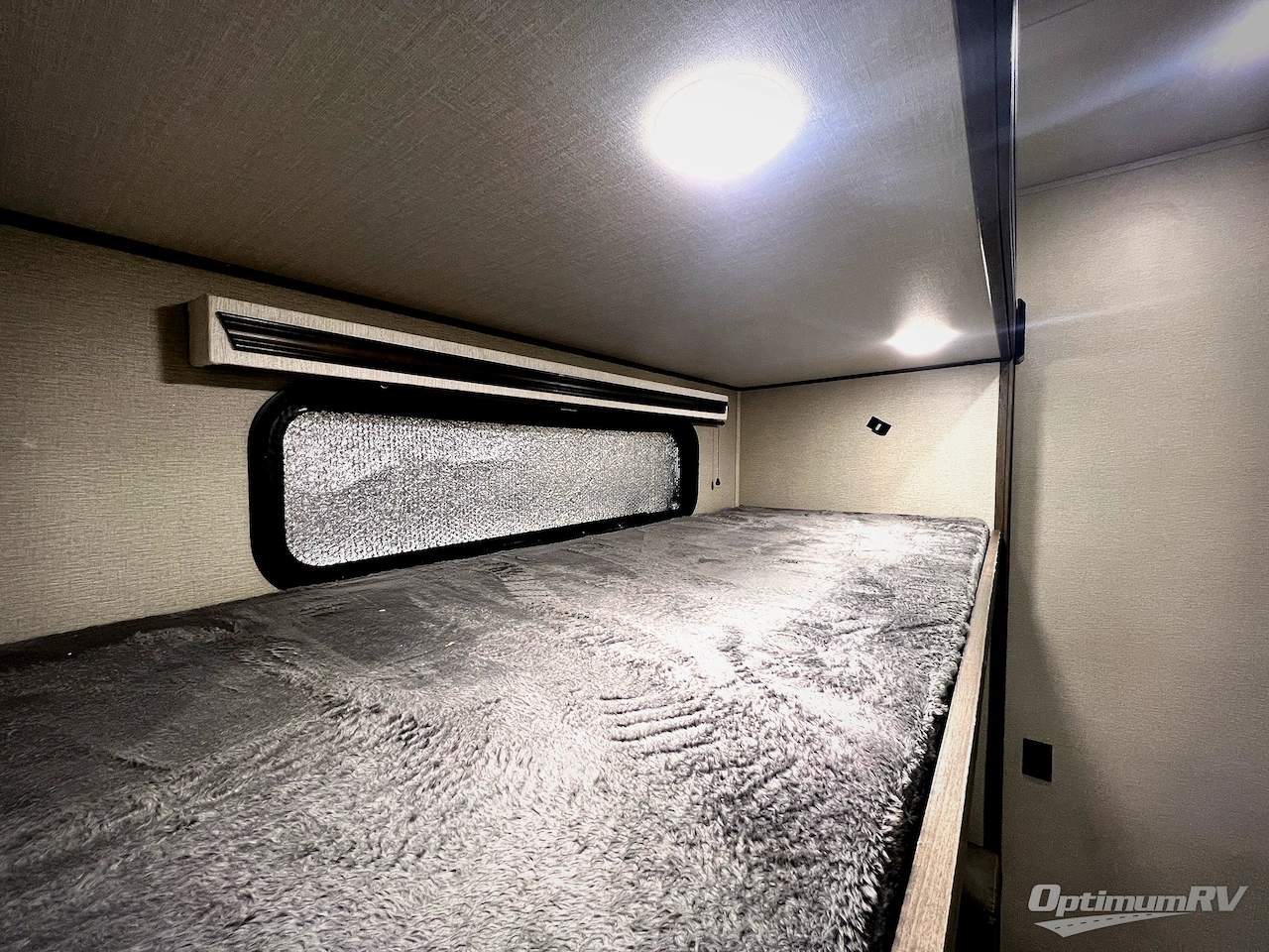 2022 Grand Design Solitude 378MBS Photo 37