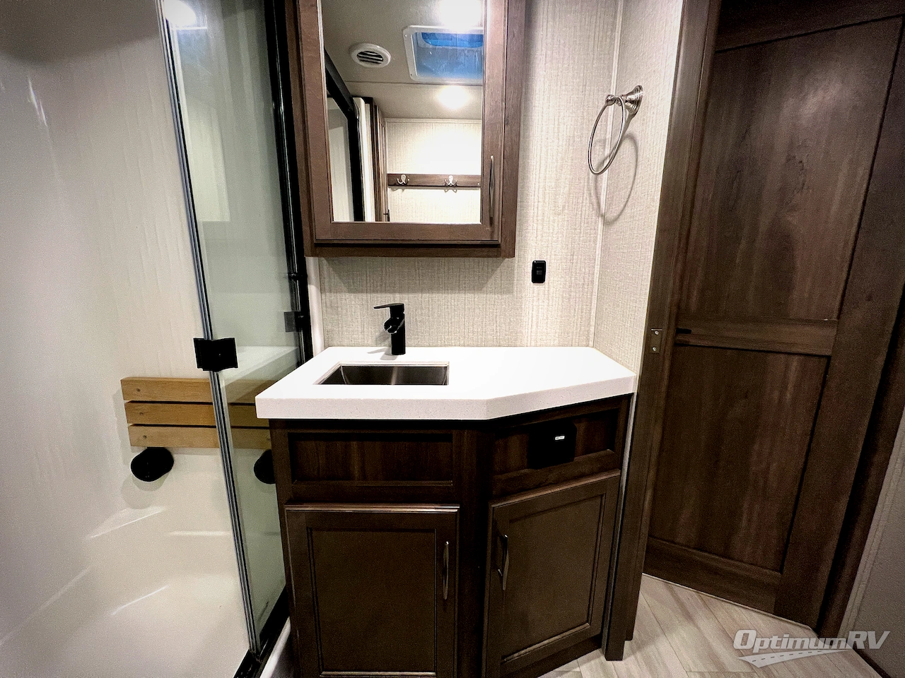 2022 Grand Design Solitude 378MBS Photo 43