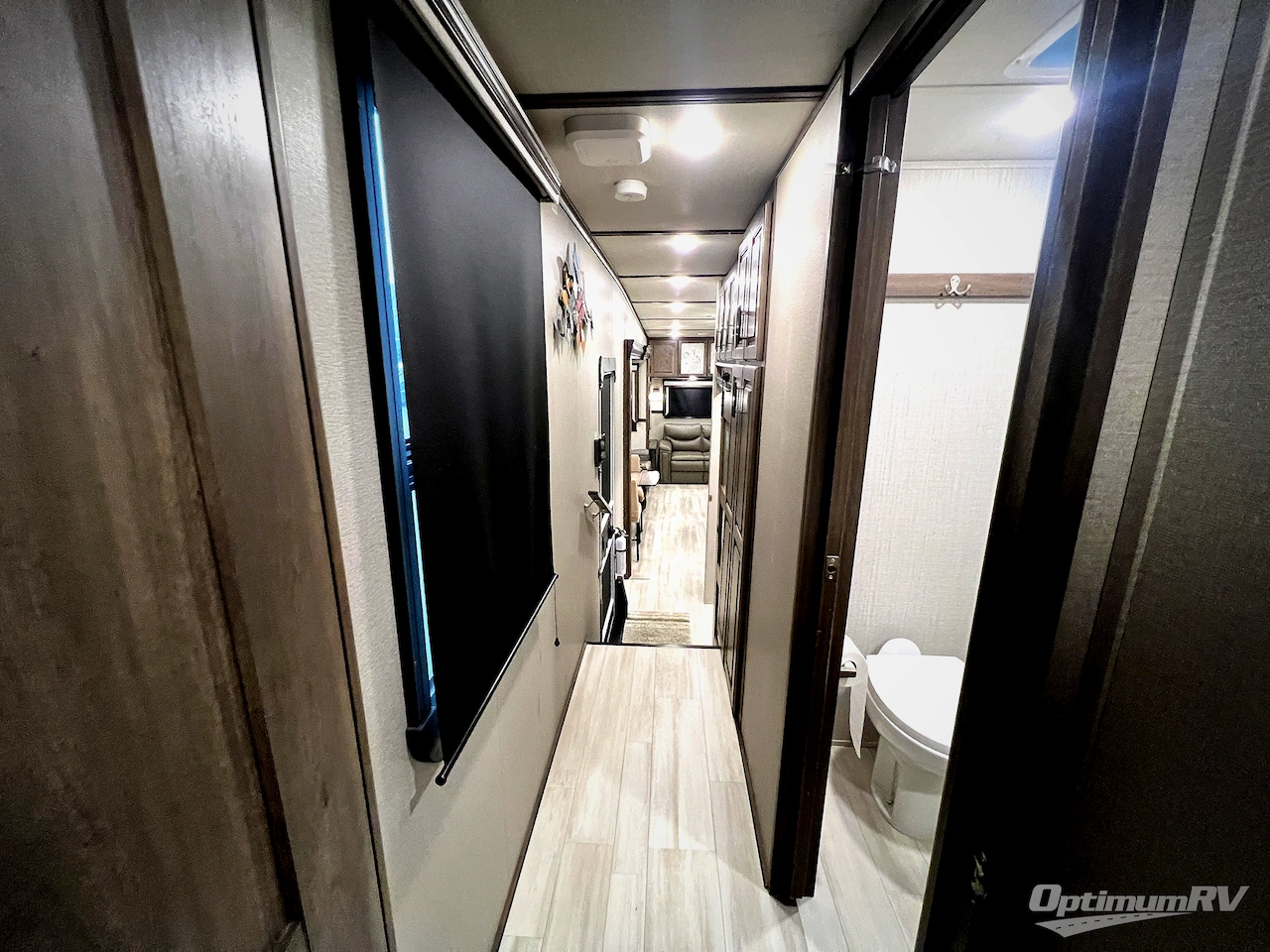 2022 Grand Design Solitude 378MBS Photo 57