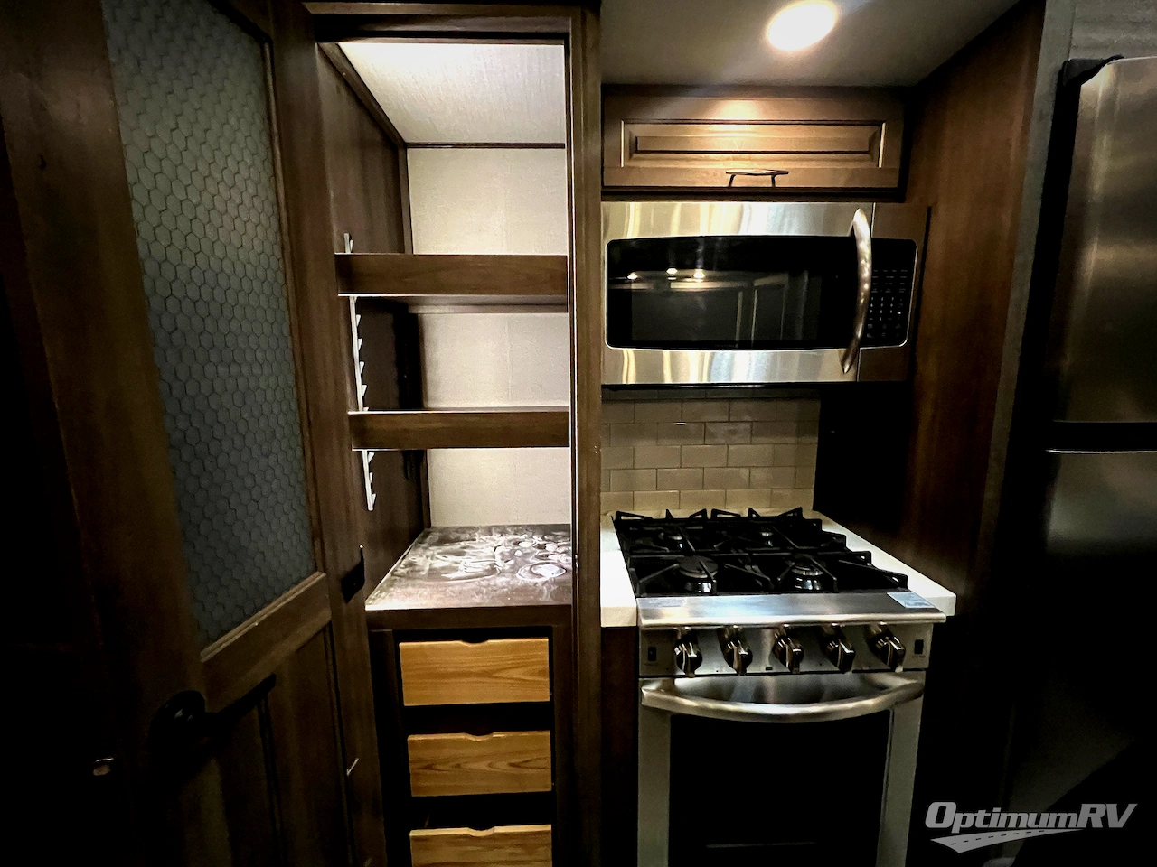 2022 Grand Design Solitude 378MBS Photo 18