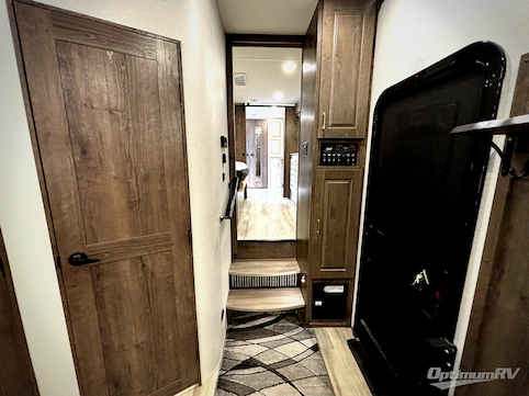 2021 Alliance Paradigm 370FB RV Photo 2