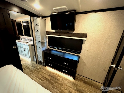 2021 Jayco North Point 387FBTS RV Photo 3