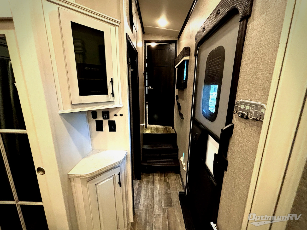 2021 Jayco North Point 387FBTS Photo 7