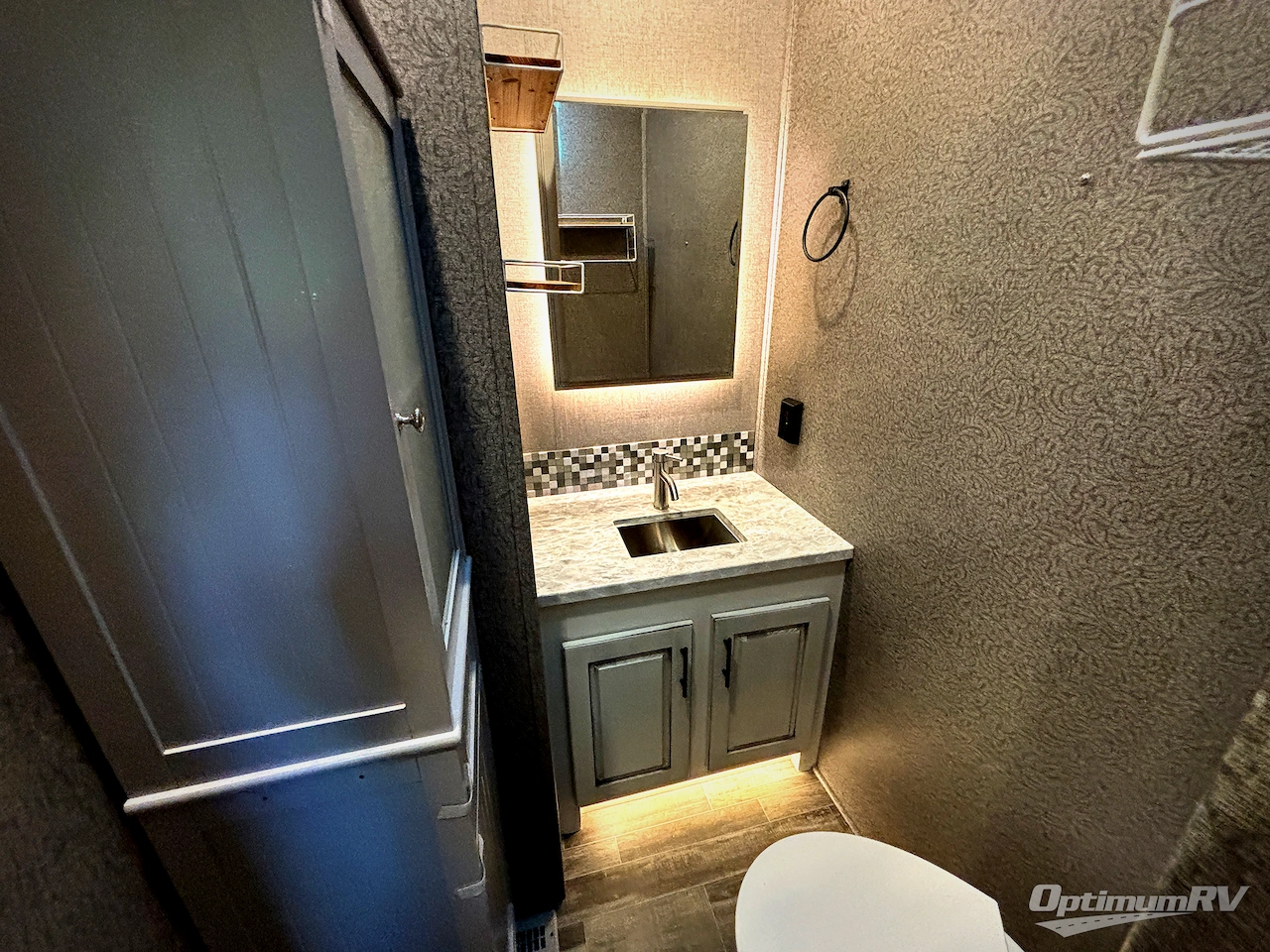 2021 Jayco North Point 387FBTS Photo 14