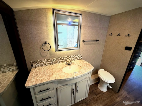2020 Jayco Eagle 336FBOK RV Photo 4