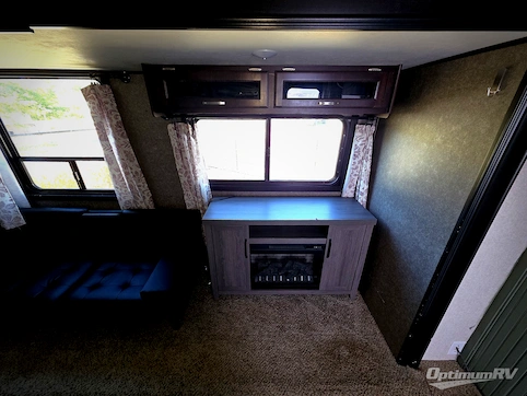 2020 Jayco Jay Flight SLX 8 267BHS RV Photo 3