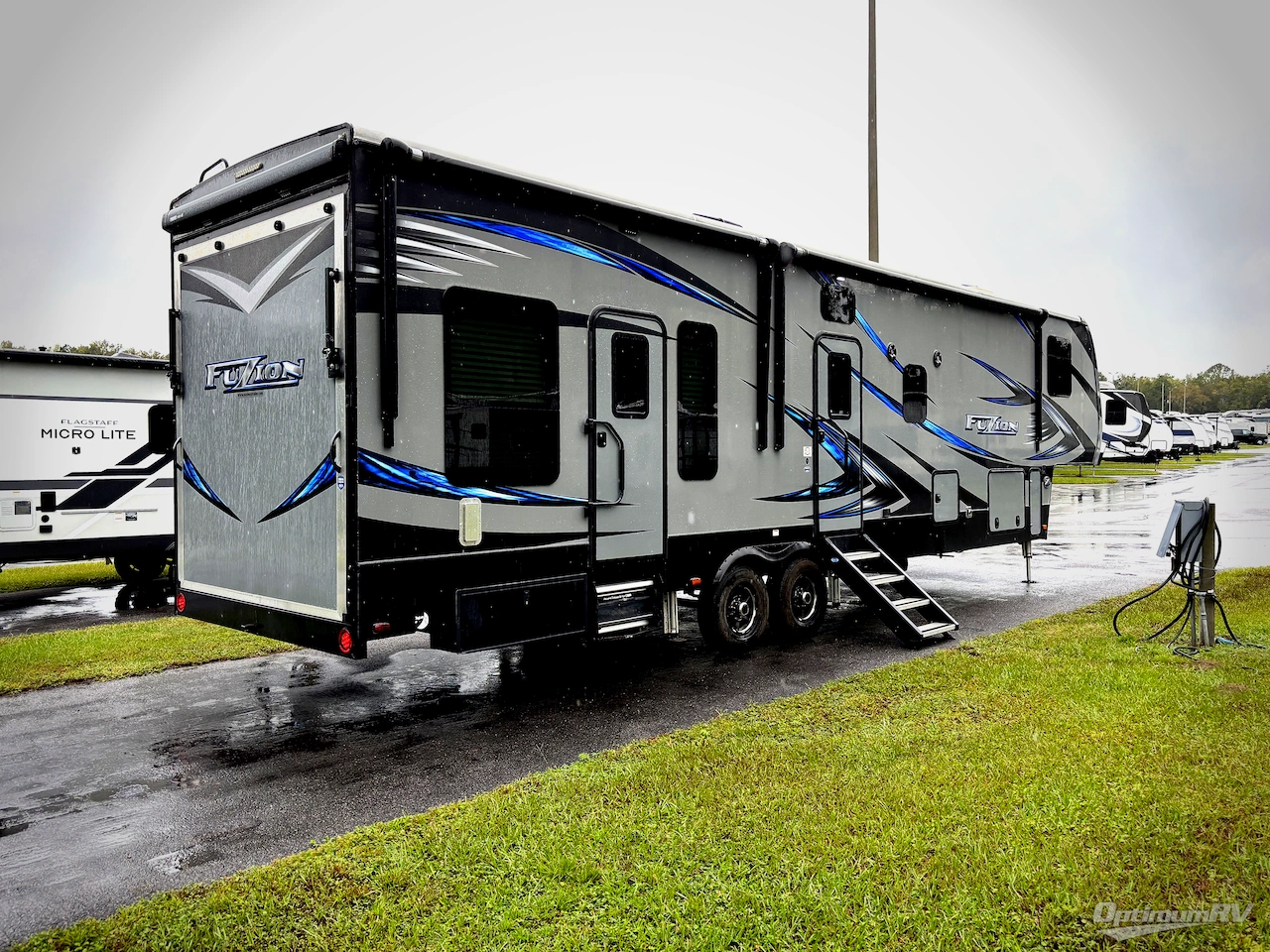 2018 Keystone Fuzion 369 Photo 2