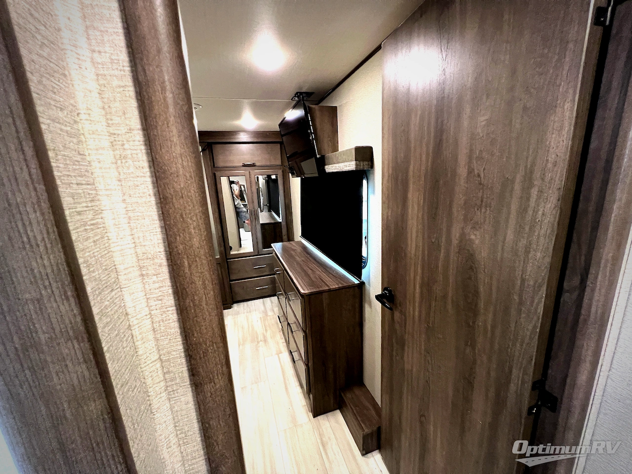 2022 Grand Design Solitude S-Class 3950BH Photo 50