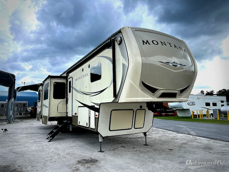2018 Keystone Montana 3700LK RV Photo 1
