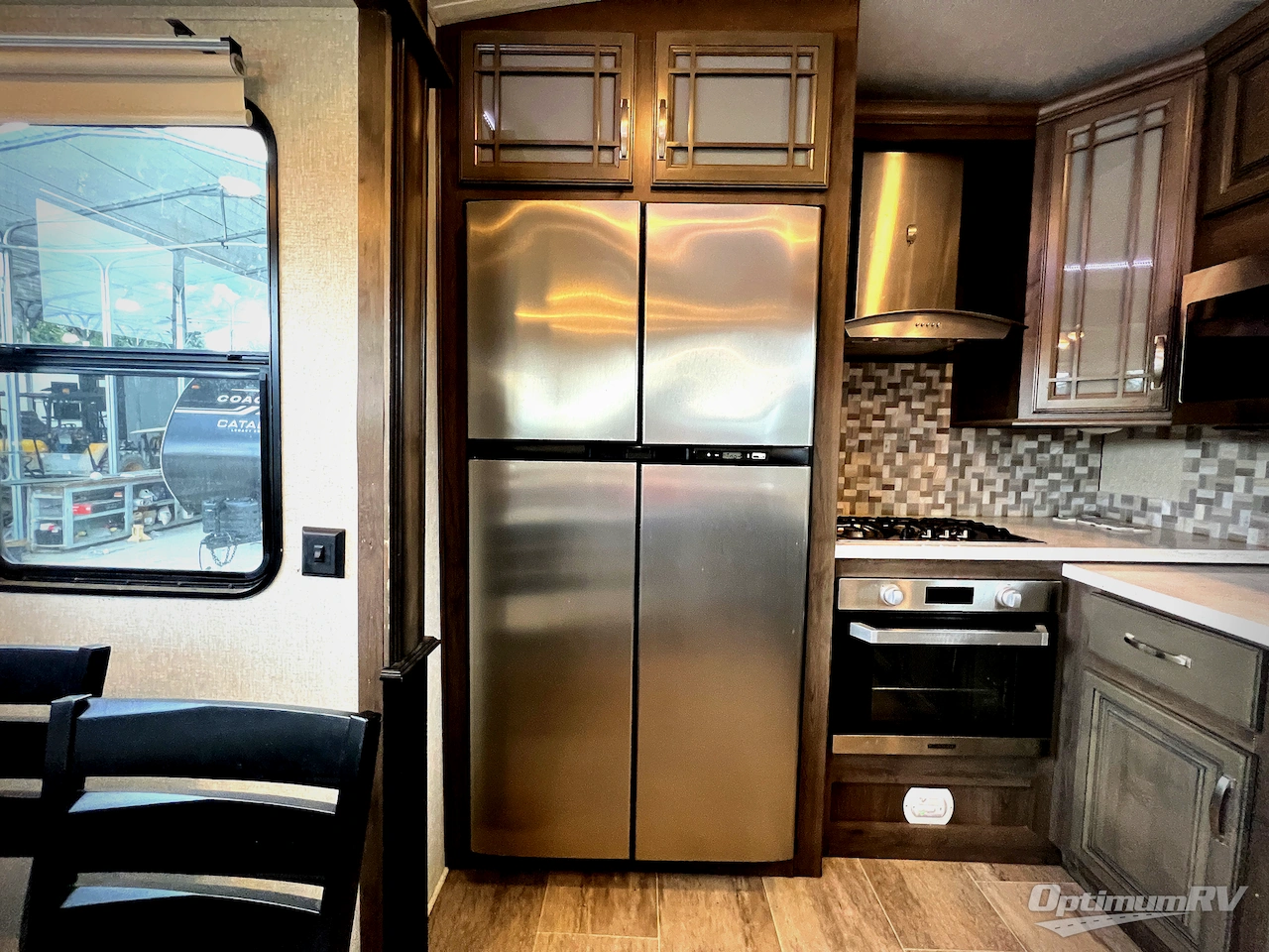 2018 Keystone Montana 3700LK Photo 13