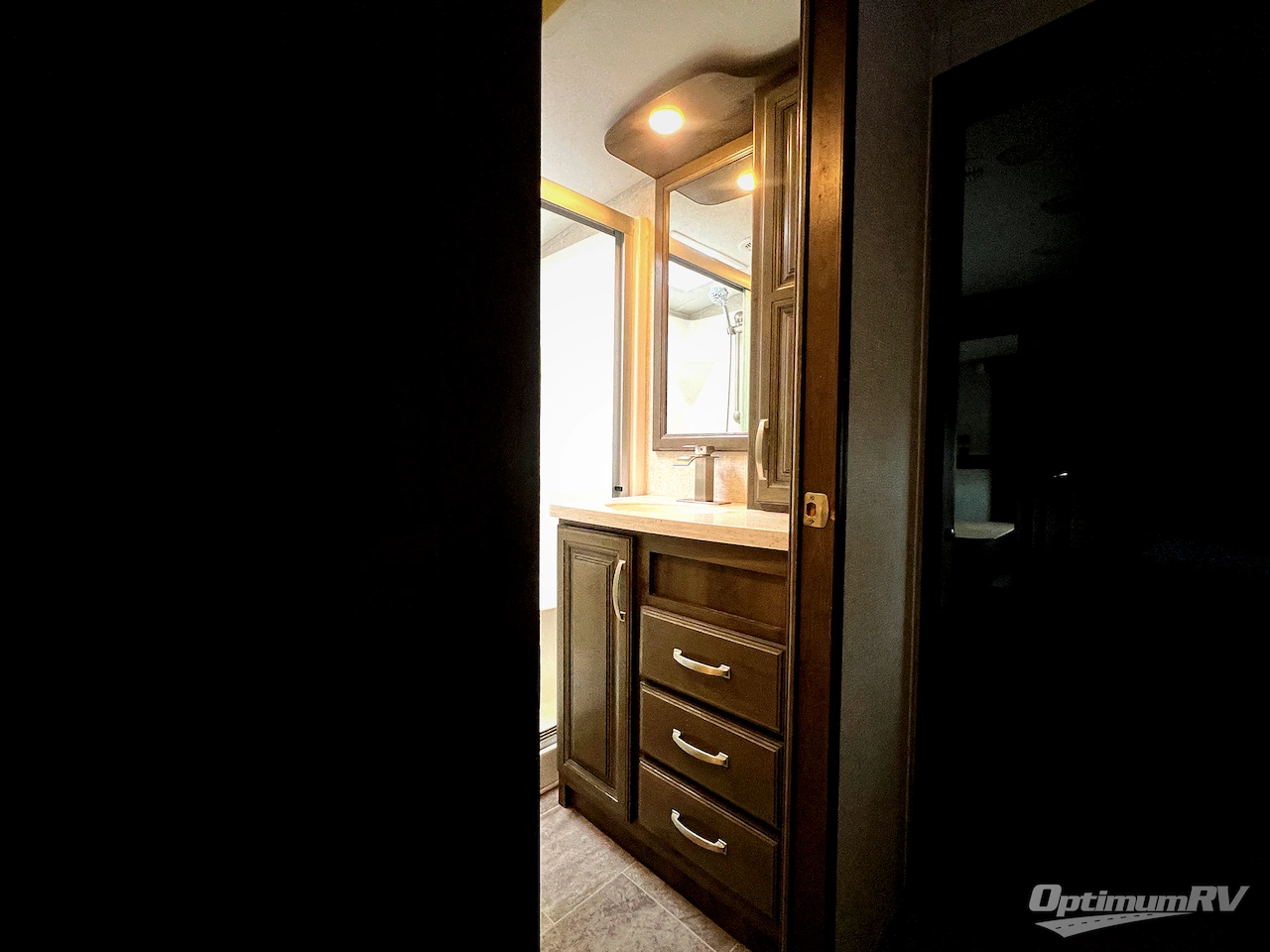 2018 Keystone Montana 3700LK Photo 18