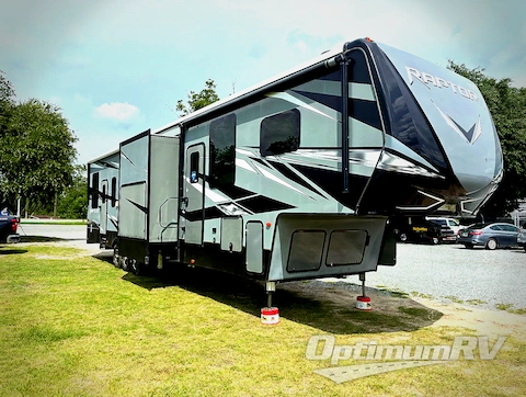 Used 2020 Keystone Raptor 423 Featured Photo