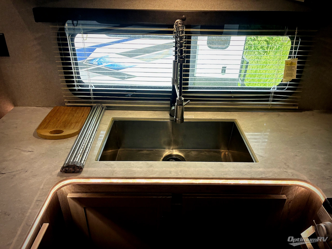 2020 Keystone Raptor 423 Photo 18