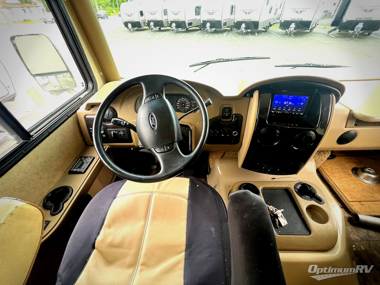 2015 Thor Challenger 37LX Photo 10
