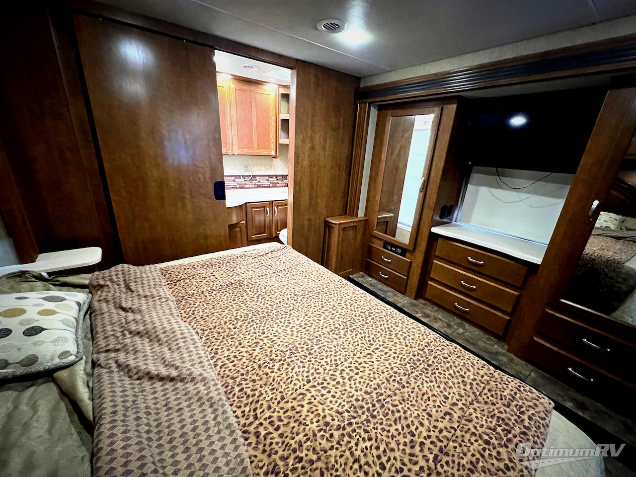 2015 Thor Challenger 37LX Photo 30