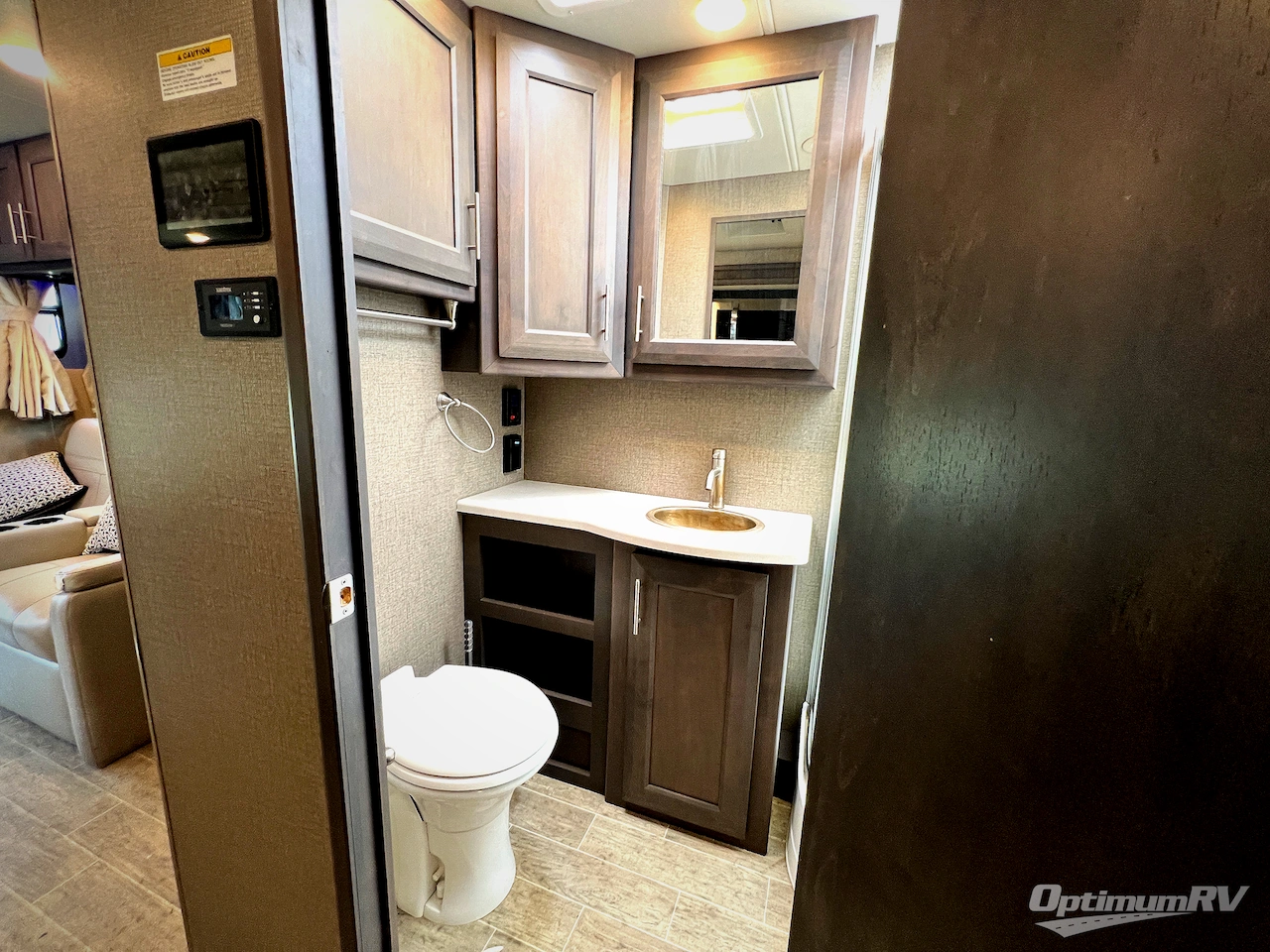 2021 Thor Omni XG32 Photo 20