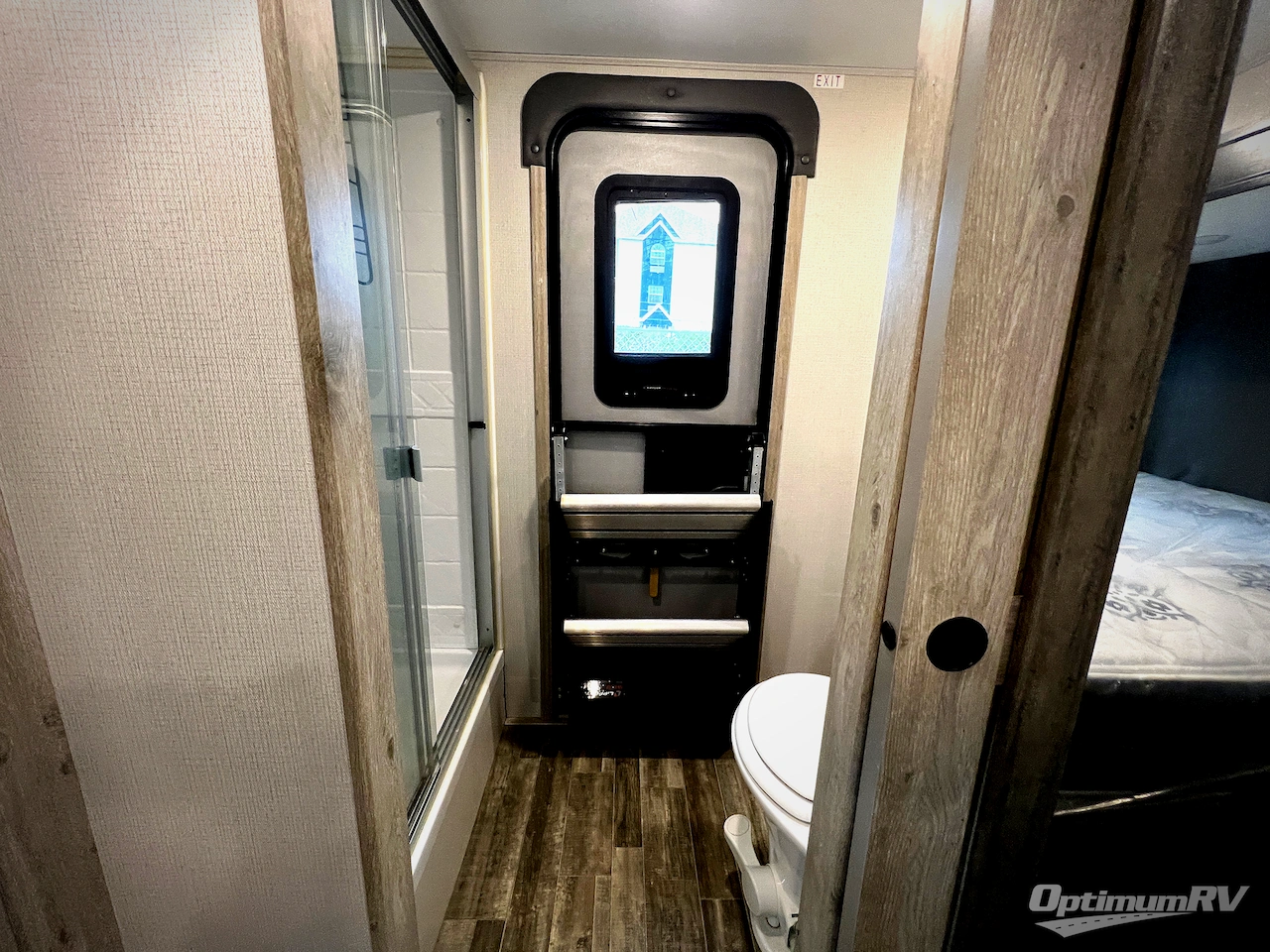 2023 Keystone Avalanche 390DS Photo 11