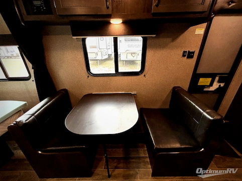 2021 Jayco Jay Flight SLX 7 195RB RV Photo 4