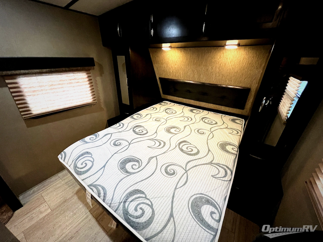 2019 Grand Design Imagine 2150RB Photo 18