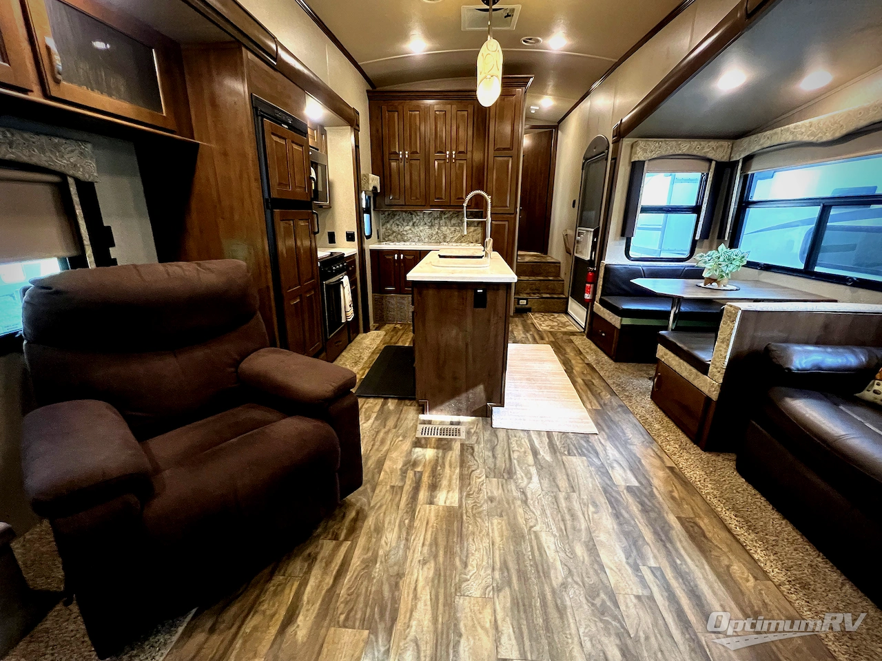 2018 Forest River Cedar Creek Silverback 29IK Photo 5