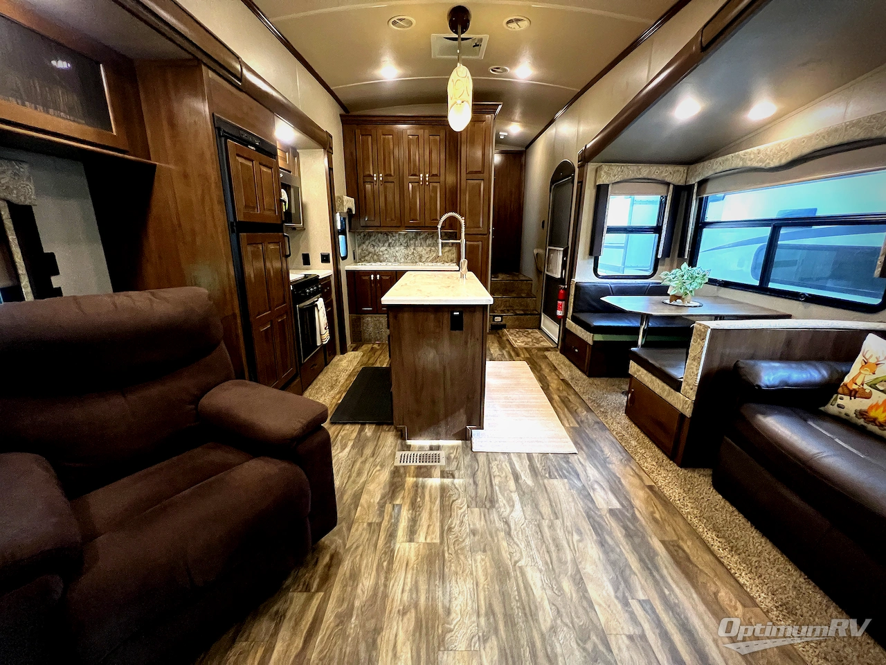 2018 Forest River Cedar Creek Silverback 29IK Photo 23