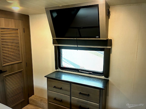 2023 Keystone Montana 3857BR RV Photo 4