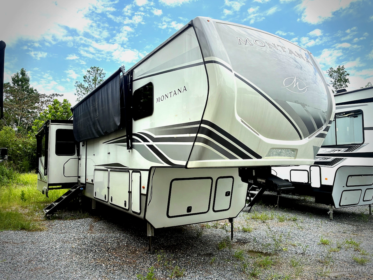 2023 Keystone Montana 3857BR Photo 1