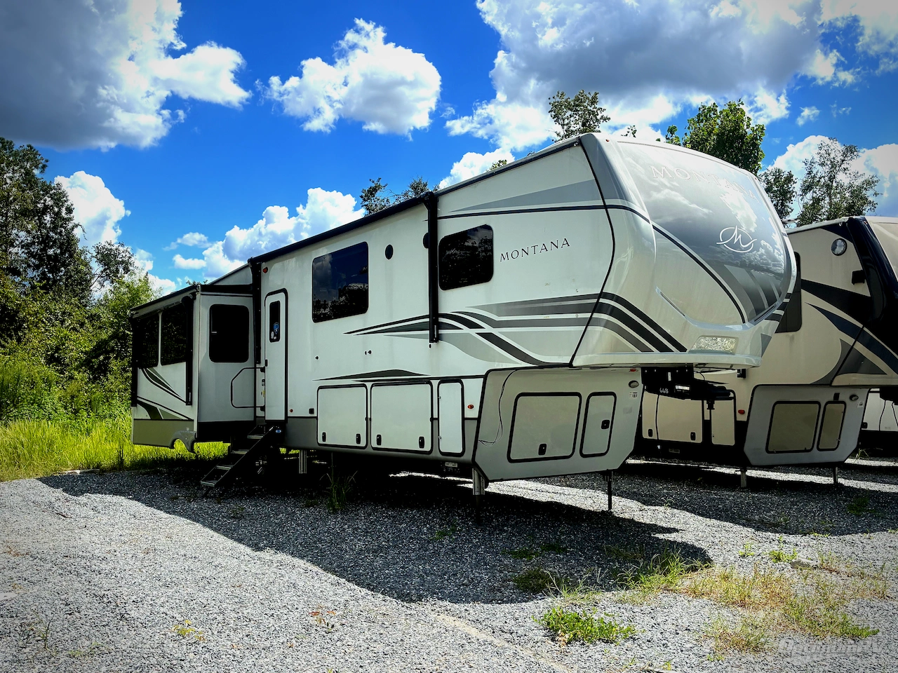 2023 Keystone Montana 3857BR Photo 1