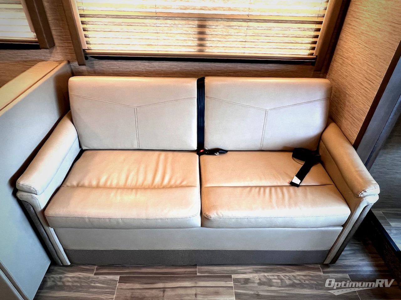 2022 Thor ACE 30.3 Photo 16