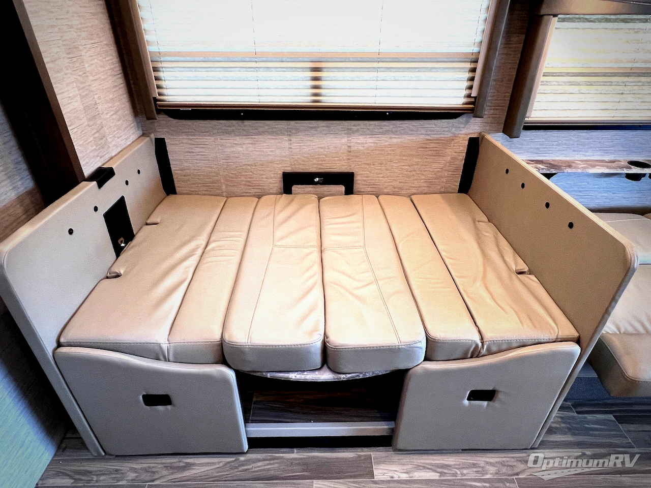 2022 Thor ACE 30.3 Photo 19